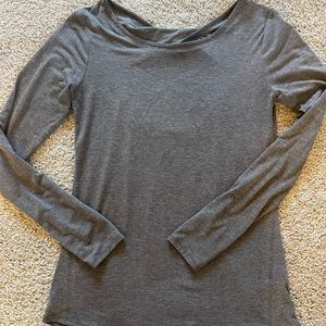 Athleta Women’s Long Sleeve Workout Shirt - size XS